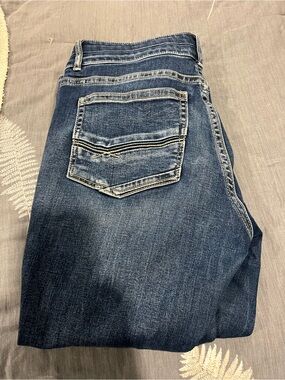 Women’s Buckle BKE  Blue Denim Jeans - Gabby style Curvy  Comfort